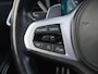 BMW 3-Serie 318i Business Edition | M-Pakket | Panoramadak | Trekhaak | Camera | Sfeerverlichting | Sportstoelen | NL-Auto |