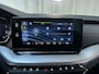 Skoda Octavia Combi 1.0 TSI Business Edition Plus Camera Sfeerverlichting Navigatie Trekhaak