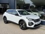 Peugeot 2008 1.2 Hybrid 145 PK Allure | NETTO DEAL | Automaat Hybride | BOUWJAAR 6-2026 DEMO MET €10.000 VOORDEEL | 360 Graden Camera | Dode Hoek Detectie | Parkeersensoren V+A | Hoge Zitpositie | Climate Control | Stoelverwarming | Navigatie via Telefoon | Dakrails | Cruise Control | Apple Carplay & Android Auto draadloos | LED Verlichting | 17" Lichtmetalen Velgen |