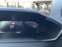 Peugeot 2008 1.2 Hybrid 145 PK Allure | NETTO DEAL | Automaat Hybride | BOUWJAAR 6-2026 DEMO MET €10.000 VOORDEEL | 360 Graden Camera | Dode Hoek Detectie | Parkeersensoren V+A | Hoge Zitpositie | Climate Control | Stoelverwarming | Navigatie via Telefoon | Dakrails | Cruise Control | Apple Carplay & Android Auto draadloos | LED Verlichting | 17" Lichtmetalen Velgen |