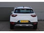 Kia Stonic 1.0 T-GDi MHEV DynamicLine NAVIGATIE, ACHTERUITRIJCAMERA, LICHT METALEN VELGEN