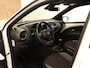 Toyota Aygo X 1.0 VVT-i MT Play - ORIGINEEL NEDERLANDSE AUTO - ACHTERUITRIJCAMERA - AIRCO -  APPLE CARPLAY/ANDROID AUTO - CRUISE CONTROL ADAPTIEF - GROOTLICHT ASSISTANT - BLUETOOTH TELEFOONVOORBEREIDING - VOLLEDIG HOMMEL ONDERHOUDEN