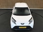 Toyota Aygo X 1.0 VVT-i MT Play - ORIGINEEL NEDERLANDSE AUTO - ACHTERUITRIJCAMERA - AIRCO -  APPLE CARPLAY/ANDROID AUTO - CRUISE CONTROL ADAPTIEF - GROOTLICHT ASSISTANT - BLUETOOTH TELEFOONVOORBEREIDING - VOLLEDIG HOMMEL ONDERHOUDEN