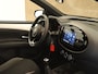 Toyota Aygo X 1.0 VVT-i MT Play - ORIGINEEL NEDERLANDSE AUTO - ACHTERUITRIJCAMERA - AIRCO -  APPLE CARPLAY/ANDROID AUTO - CRUISE CONTROL ADAPTIEF - GROOTLICHT ASSISTANT - BLUETOOTH TELEFOONVOORBEREIDING - VOLLEDIG HOMMEL ONDERHOUDEN