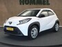 Toyota Aygo X 1.0 VVT-i MT Play - ORIGINEEL NEDERLANDSE AUTO - ACHTERUITRIJCAMERA - AIRCO -  APPLE CARPLAY/ANDROID AUTO - CRUISE CONTROL ADAPTIEF - GROOTLICHT ASSISTANT - BLUETOOTH TELEFOONVOORBEREIDING - VOLLEDIG HOMMEL ONDERHOUDEN