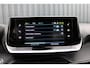 Peugeot e-2008 EV Style 50 kWh Carplay | Navigatie | Camera | All Seasons