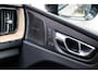 Volvo XC60 2.0 T6 Plug-in hybrid AWD Ultra Dark | SOH:100% | Trekhaak | Luchtvering | 360° Camera | Harman/Kardon | Power Seats | Memory | Adaptieve Cruise | Panoramadak | Head-up Display | Keyless entry/start |