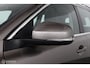 Volvo V70 1.6 T4 Limited Edition LEDER / STOELVERW. / DAKJE / TR.HAAK / NAVI / CLIMA / CRUISE