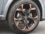 CUPRA Formentor 1.4 e-Hybrid Business 204PK DSG Memorystoel, Matrix LED Verlichting, Parkeersensoren Achter, Keyless, 19" LM Velgen, Stoel-Stuurverwarming, Voorruitverwarming