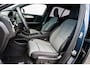 Volvo XC40 2.0 B4 Plus Dark | Trekhaak | Harman Kardon Audio | Achteruitrijcamera | Parkeersensoren | Keyless Entry | Elektrische Achterklep | Elektrisch Verstelbare Voorstoelen | Stoelverwarming | Google Navigatie | Apple Carplay | Android Auto |