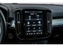Volvo XC40 2.0 B4 Plus Dark | Trekhaak | Harman Kardon Audio | Achteruitrijcamera | Parkeersensoren | Keyless Entry | Elektrische Achterklep | Elektrisch Verstelbare Voorstoelen | Stoelverwarming | Google Navigatie | Apple Carplay | Android Auto |