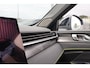 Lynk & Co 01 276PK More | 360 Graden Camera | Harman Kardon | Panoramadak | Elektrisch bedienbare voorstoel met geheugen | Keyless Entry | Getint glas | Adaptieve Cruise Control | Dodehoekassistent | Sfeerverlichting | Stuurwielverwarming | Stoelverwarming