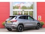 Mercedes-Benz GLA 250 e AMG Line | PANORAMISCH SCHUIF/KANTEL DAK | SFEER VERLICHTING | ELEKTRISCH BEDIENBARE VOORSTOELEN MET GEHEUGENFUNCTIE EN "ZITKINEMATICA" | DRAADLOZE APPLE CARPLAY/ANDROID AUTO | NIGHT PAKKET: DAKRELING ZWART, ZIJRUITEN EN ACHTERRUITEN ZWART, LICHTMETALEN VELGEN 19" ZWART | HEAD UP DISPLAY | REALITY-NAVIGATIE | 360° CAMERA | MULTI BEAM LED KOPLAMPEN | DODEHOEK DETECTIE | ADAPTIVE CRUISE CONTROL | KEYLESS GO | ELEKTRISCH BEDIENBARE ACHTERKLEP | DRAADLOZE TELEFOONLADER | PREMIUM AUDIO | STOEL VERWARMING |