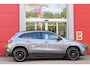 Mercedes-Benz GLA 250 e AMG Line | PANORAMISCH SCHUIF/KANTEL DAK | SFEER VERLICHTING | ELEKTRISCH BEDIENBARE VOORSTOELEN MET GEHEUGENFUNCTIE EN "ZITKINEMATICA" | DRAADLOZE APPLE CARPLAY/ANDROID AUTO | NIGHT PAKKET: DAKRELING ZWART, ZIJRUITEN EN ACHTERRUITEN ZWART, LICHTMETALEN VELGEN 19" ZWART | HEAD UP DISPLAY | REALITY-NAVIGATIE | 360° CAMERA | MULTI BEAM LED KOPLAMPEN | DODEHOEK DETECTIE | ADAPTIVE CRUISE CONTROL | KEYLESS GO | ELEKTRISCH BEDIENBARE ACHTERKLEP | DRAADLOZE TELEFOONLADER | PREMIUM AUDIO | STOEL VERWARMING |