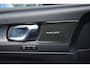 Volvo EC40 Single Motor Extended Range Ultra Europa 82 kWh | Panoramadak | 20 inch Lichtmetalen Velgen | 360 graden Camera | BLIS | Adaptieve Cruise Control | Keyless | Extra Getint Glas | Google Navigatie | Apple Carplay | Nubuck Interieur | Elektrisch verstelbare voorstoelen | Stoel-/Stuurwielverwarming | Warmtepomp |