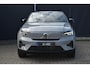 Volvo EC40 Single Motor Extended Range Ultra Europa 82 kWh | Panoramadak | 20 inch Lichtmetalen Velgen | 360 graden Camera | BLIS | Adaptieve Cruise Control | Keyless | Extra Getint Glas | Google Navigatie | Apple Carplay | Nubuck Interieur | Elektrisch verstelbare voorstoelen | Stoel-/Stuurwielverwarming | Warmtepomp |