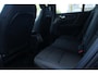 Volvo EC40 Single Motor Plus Europa 70 kWh Apple carplay / Android auto | Electronic climate control | 19" lichtmetalen velgen | Panorama dak | Warmtepomp | Voorstoelen verwarmd | Achterbank verwarmd |