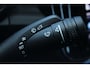 Volvo EC40 Single Motor Plus Europa 70 kWh Apple carplay / Android auto | Electronic climate control | 19" lichtmetalen velgen | Panorama dak | Warmtepomp | Voorstoelen verwarmd | Achterbank verwarmd |