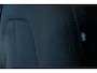 Volvo EC40 Single Motor Plus Europa 70 kWh Apple carplay / Android auto | Electronic climate control | 19" lichtmetalen velgen | Panorama dak | Warmtepomp | Voorstoelen verwarmd | Achterbank verwarmd |