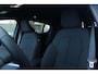 Volvo EC40 Single Motor Plus Europa 70 kWh Apple carplay / Android auto | Electronic climate control | 19" lichtmetalen velgen | Panorama dak | Warmtepomp | Voorstoelen verwarmd | Achterbank verwarmd |