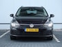 Volkswagen Golf Variant 1.5 eTSI Life 130 pk DSG | Trekhaak | Stoel- en stuurverwarming | Camera | Navigatie via App-connect | 18 inch Velgen