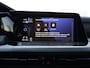 Volkswagen Golf Variant 1.5 eTSI Life 130 pk DSG | Trekhaak | Stoel- en stuurverwarming | Camera | Navigatie via App-connect | 18 inch Velgen