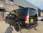 Land Rover Discovery 3.0 SDV6 Black&White | 3E EIGENAAR | 3/6/12MND GARANTIE | AUTOMAAT | PANO | 7PERS | LUCHTVERING | TREKHAAK | XENON | GOED ONDERHOUDEN |