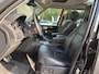 Land Rover Discovery 3.0 SDV6 Black&White | 3E EIGENAAR | 3/6/12MND GARANTIE | AUTOMAAT | PANO | 7PERS | LUCHTVERING | TREKHAAK | XENON | GOED ONDERHOUDEN |
