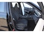 Lynk & Co 01 276PK Automaat Core / Adaptieve cruise control / Stoel - en stuurwielverwarming / Parkeersensoren met camera / Apple carplay / Trekhaak / Metallic lak / 19" lichtmetalen velgen