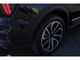 Lynk & Co 01 276PK Automaat Core / Adaptieve cruise control / Stoel - en stuurwielverwarming / Parkeersensoren met camera / Apple carplay / Trekhaak / Metallic lak / 19" lichtmetalen velgen