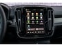 Volvo EX40 Single motor Ext. Range Ultra Europa Black Edition | Getint glas | Nubuck | Panoramadak | Harman/Kardon | Stoelverwarming voor + achter | Keyless Entry/Start | 20" Velgen |