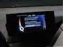 BMW i3 Basis Comfort 22 kWh [CRUISE CONTROL, STOELVERWARMING, PDC A, BLUETOOTH, CLIMATE CONTROL, NAVIGATIE, RADIO, NIEUWSTAAT]