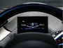 BMW i3 Basis Comfort 22 kWh [CRUISE CONTROL, STOELVERWARMING, PDC A, BLUETOOTH, CLIMATE CONTROL, NAVIGATIE, RADIO, NIEUWSTAAT]