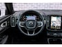 Volvo EX40 Single motor Ext. Range Ultra Europa Black Edition | Getint glas | Nubuck | Panoramadak | Harman/Kardon | Stoelverwarming voor + achter | Keyless Entry/Start | 20" Velgen |
