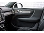 Volvo EX40 Single motor Ext. Range Ultra Europa Black Edition | Getint glas | Nubuck | Panoramadak | Harman/Kardon | Stoelverwarming voor + achter | Keyless Entry/Start | 20" Velgen |
