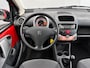 Peugeot 107 1.0-12V XS Airco 5-DRS Centrale vergrendeling Elektrische ramen APK 07-27 en net onderhoud gehad!