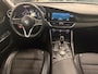 Alfa Romeo Giulia 2.0T Super | Automaat |LED | 19" | NAVI | Camera | PDC