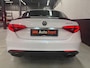 Alfa Romeo Giulia 2.0T Super | Automaat |LED | 19" | NAVI | Camera | PDC