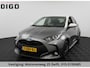 Toyota Yaris 1.5 HYBRID BI-TONE GARANTIE TOT 03-2033! . ADAPTIEVE CRUISE CONTROL . APPLE CARPLAY & ANDRIOD AUTO . SLECHTS 35.000km!