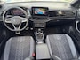 Volkswagen T-Roc 1.5 TSI 150pk Incl BTW 3x R-Line Beats Pano DSG Blindspot Keyless Camera Garantie