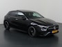 Mercedes-Benz A-klasse 180 AMG Line | Panoramadak | Matrix Led koplampen | Sportstoelen | Adaptieve Cruise control |