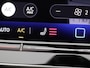 Volkswagen Golf 1.5 eHybrid Life Edition 204PK DSG SOH 100%, Adaptieve Cruise Controle, Navi via Apple Carplay/Android Auto, Achteruitrijcamera, Stoel-Stuurverwarming, Keyless, 17" LM Velgen