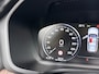 Volvo V60 Cross Country B5 AWD Pro | 19" | Trekhaak | Panoramadak | Head-Up | 360 Camera | Elektr. verst. Stoelen | Full LED | Harman Kardon
