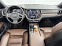 Volvo V60 Cross Country B5 AWD Pro | 19" | Trekhaak | Panoramadak | Head-Up | 360 Camera | Elektr. verst. Stoelen | Full LED | Harman Kardon