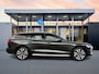 Volvo V60 Cross Country B5 AWD Pro | 19" | Trekhaak | Panoramadak | Head-Up | 360 Camera | Elektr. verst. Stoelen | Full LED | Harman Kardon