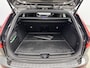 Volvo V60 Cross Country B5 AWD Pro | 19" | Trekhaak | Panoramadak | Head-Up | 360 Camera | Elektr. verst. Stoelen | Full LED | Harman Kardon