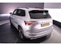 Skoda Karoq 1.5 TSI ACT Sportline Business 150pk DSG Automaat, Trekhaak, Adaptive cruise control, Achteruitrijcamera, Elektrische achterklep, Matrix LED koplampen, Navigatie, App-connect, Parkeersensoren