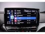 Volkswagen ID.5 Pro 77 kWh 204pk Automaat, Adaptive cruise control, Achteruitrijcamera, Stoelverwarming, Stuurverwarming, Voorruit verwarmd, Parkeersensoren, Navigatie, App-connect, Matrix LED koplampen, DAB-radio