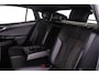 Volkswagen ID.5 Pro 77 kWh 204pk Automaat, Adaptive cruise control, Achteruitrijcamera, Stoelverwarming, Stuurverwarming, Voorruit verwarmd, Parkeersensoren, Navigatie, App-connect, Matrix LED koplampen, DAB-radio