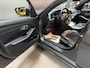 BMW 3-Serie 330e High Executive | Camera | Alcantara | Stoelverw. | Digital |
